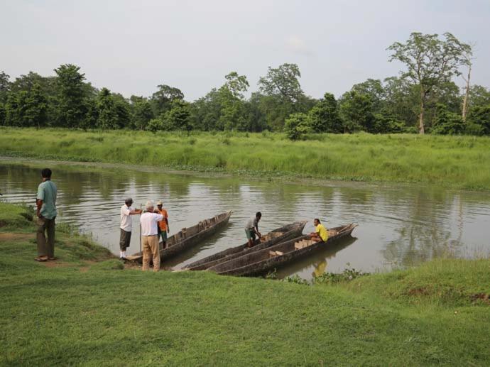Hotel Royal Safari Chitwan Exterior photo